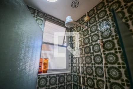 Apartamento à venda com 140m², 4 quartos e 2 vagas Apartamento à venda com 140m², 4 quartos e 2 vagasBanheiro Social