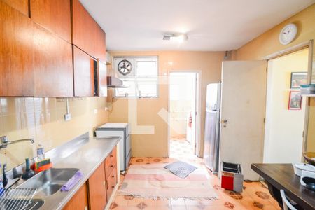Apartamento à venda com 140m², 4 quartos e 2 vagas Apartamento à venda com 140m², 4 quartos e 2 vagasCozinha