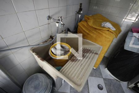 Casa à venda com 240m², 3 quartos e 2 vagasÁrea de Serviço