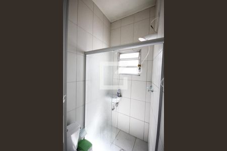 Casa à venda com 240m², 3 quartos e 2 vagasBanheiro de Serviço