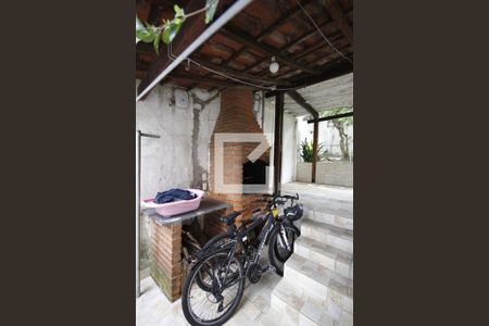 Casa à venda com 240m², 3 quartos e 2 vagasChurrasqueira