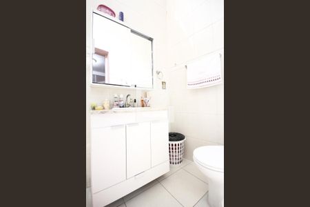 Casa à venda com 240m², 3 quartos e 2 vagasSuíte 3