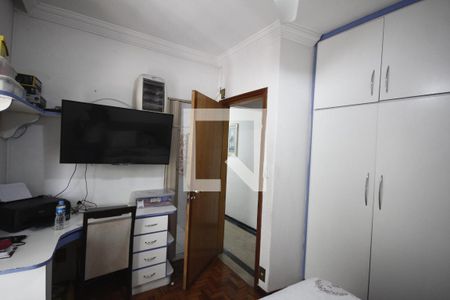 Casa à venda com 240m², 3 quartos e 2 vagasSuíte 2