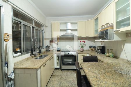 Casa à venda com 150m², 3 quartos e 1 vagaCozinha 