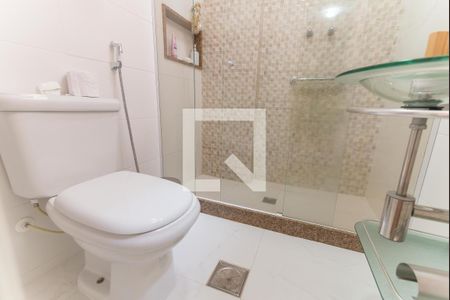 Apartamento à venda com 70m², 2 quartos e sem vaga Apartamento à venda com 70m², 2 quartos e sem vagaBanheiro social