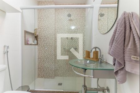 Apartamento à venda com 70m², 2 quartos e sem vaga Apartamento à venda com 70m², 2 quartos e sem vagaBanheiro social