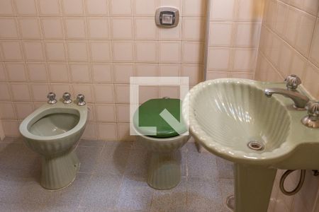 Apartamento à venda com 64m², 2 quartos e sem vagaBanheiro