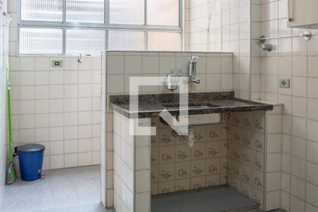 Apartamento à venda com 64m², 2 quartos e sem vagaCozinha