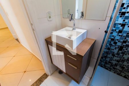 Apartamento à venda com 70m², 2 quartos e 1 vaga Apartamento à venda com 70m², 2 quartos e 1 vagaBanheiro