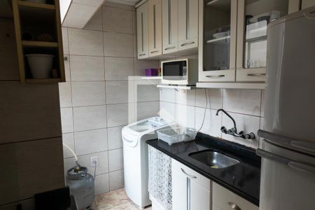 Apartamento à venda com 65m², 2 quartos e sem vaga Apartamento à venda com 65m², 2 quartos e sem vagaCozinha e Área de Serviço