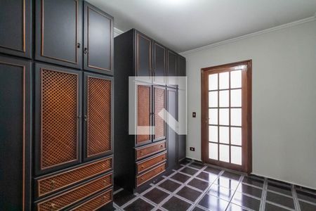 Apartamento à venda com 600m², 3 quartos e 4 vagas Apartamento à venda com 600m², 3 quartos e 4 vagasCloset da Suíte