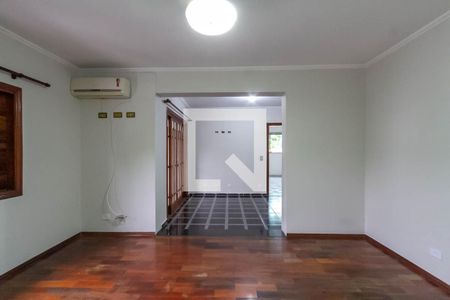 Apartamento à venda com 600m², 3 quartos e 4 vagas Apartamento à venda com 600m², 3 quartos e 4 vagasSuíte