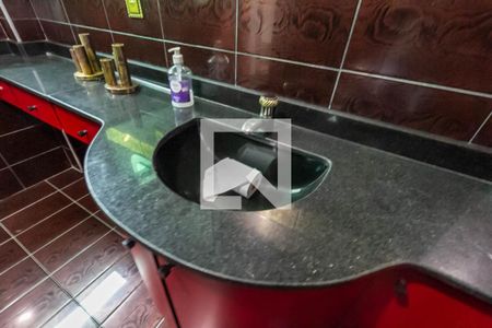 Apartamento à venda com 600m², 3 quartos e 4 vagas Apartamento à venda com 600m², 3 quartos e 4 vagasLavabo