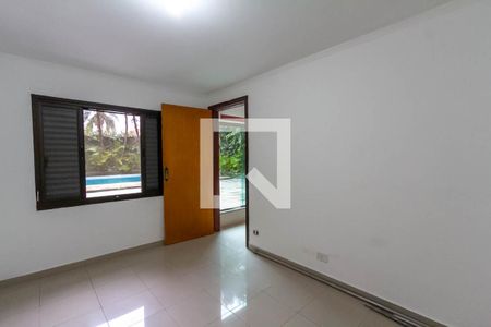 Apartamento à venda com 600m², 3 quartos e 4 vagas Apartamento à venda com 600m², 3 quartos e 4 vagasQuarto da Edícula