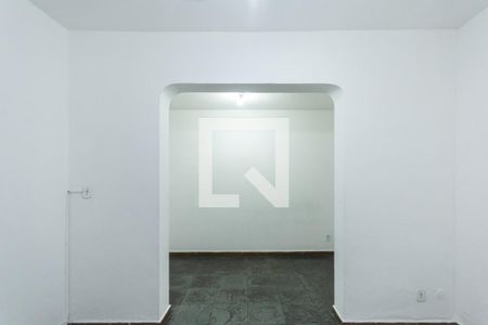 Sala de casa para alugar com 3 quartos, 100m² em São Cristóvão, Rio de Janeiro