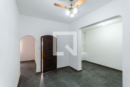Sala de casa para alugar com 3 quartos, 100m² em São Cristóvão, Rio de Janeiro