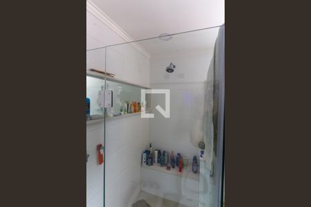 Apartamento à venda com 200m², 4 quartos e 2 vagas Apartamento à venda com 200m², 4 quartos e 2 vagasBanheiro da Suíte