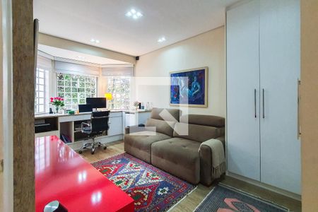 Casa à venda com 250m², 4 quartos e 2 vagas Casa à venda com 250m², 4 quartos e 2 vagasQuarto Suíte