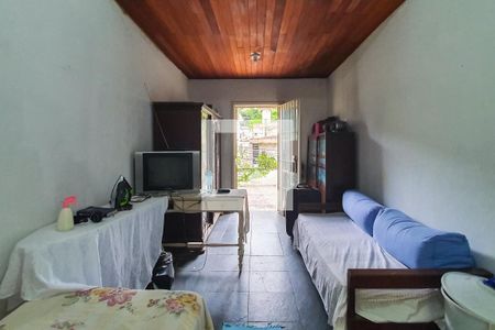 Casa à venda com 250m², 4 quartos e 2 vagas Casa à venda com 250m², 4 quartos e 2 vagasQuarto de Serviço