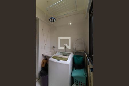 Apartamento à venda com 75m², 3 quartos e 1 vagaÁrea de Serviço