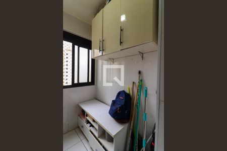 Apartamento à venda com 75m², 3 quartos e 1 vagaÁrea de Serviço