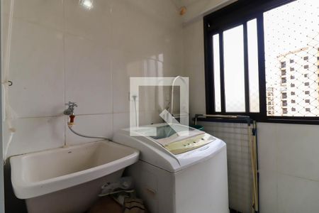 Apartamento à venda com 75m², 3 quartos e 1 vagaÁrea de Serviço