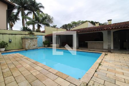 Casa à venda com 1000m², 3 quartos e 6 vagasPiscina