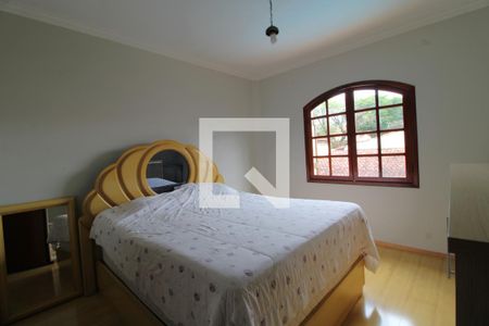 Casa à venda com 1000m², 3 quartos e 6 vagasSuíte 1