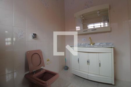 Casa à venda com 1000m², 3 quartos e 6 vagasBanheiro da suíte 2