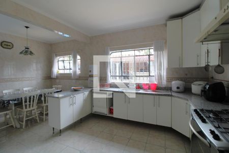 Casa à venda com 1000m², 3 quartos e 6 vagasCozinha