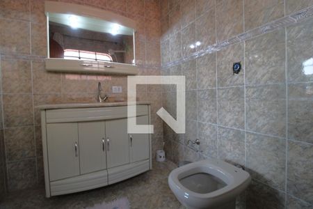 Casa à venda com 1000m², 3 quartos e 6 vagasBanheiro da suíte 1