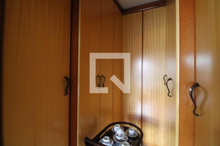 Casa à venda com 1000m², 3 quartos e 6 vagasCloset da suíte 3