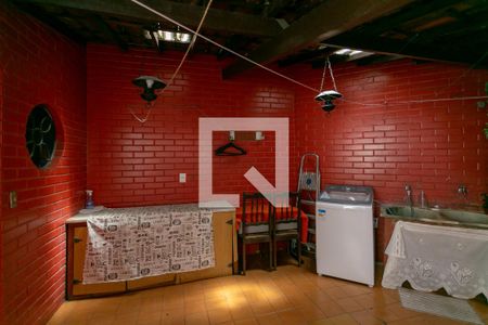 Apartamento à venda com 230m², 3 quartos e 1 vagaÁrea de Serviço