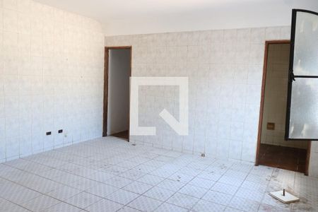 Casa à venda com 250m², 3 quartos e 2 vagasPorão