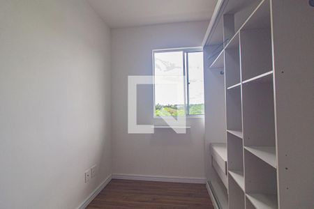 Quarto 2/Closet de apartamento para alugar com 3 quartos, 54m² em Santa Cândida, Curitiba