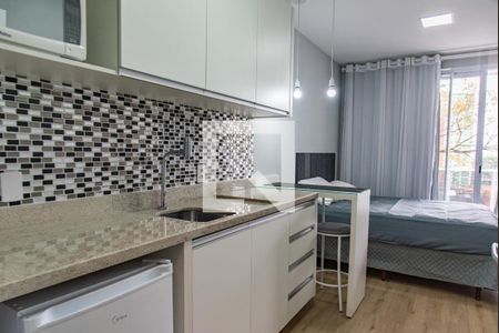 Cozinha de kitnet/studio à venda com 1 quarto, 22m² em Sé, São Paulo