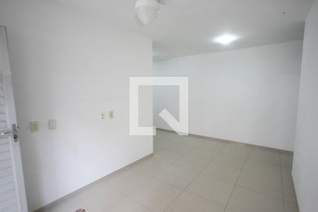 Sala de apartamento para alugar com 2 quartos, 53m² em Taquara, Rio de Janeiro