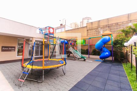 Apartamento para alugar com 147m², 3 quartos e 2 vagas Apartamento para alugar com 147m², 3 quartos e 2 vagasÁrea comum - Playground