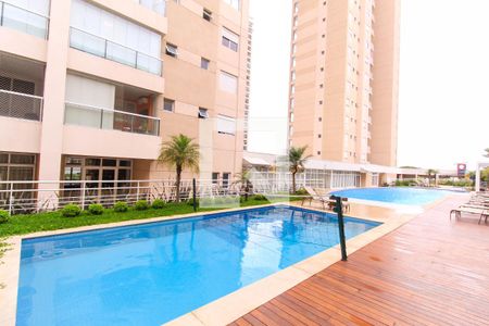Apartamento para alugar com 147m², 3 quartos e 2 vagas Apartamento para alugar com 147m², 3 quartos e 2 vagasÁrea comum - Piscina