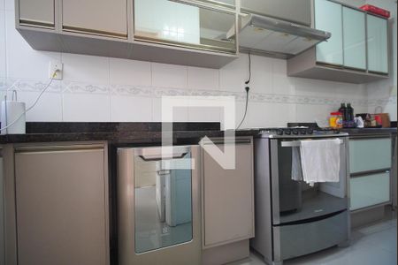 Casa à venda com 205m², 3 quartos e 2 vagasCozinha