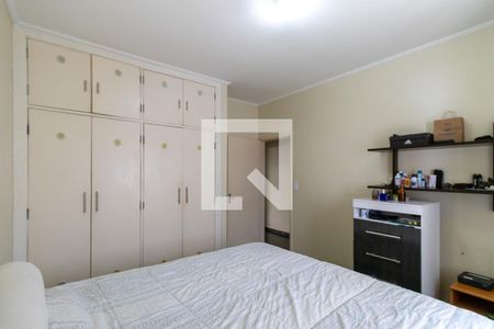 Casa à venda com 260m², 5 quartos e 4 vagas Casa à venda com 260m², 5 quartos e 4 vagasQuarto 2