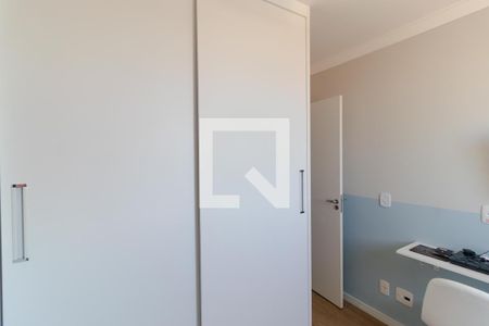 Apartamento à venda com 70m², 3 quartos e 2 vagas Apartamento à venda com 70m², 3 quartos e 2 vagasQuarto 02