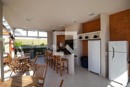 Apartamento à venda com 70m², 3 quartos e 2 vagas Apartamento à venda com 70m², 3 quartos e 2 vagasÁrea comum - Churrasqueira