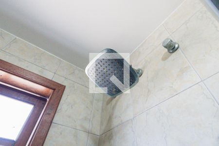 Casa de condomínio à venda com 380m², 3 quartos e 1 vaga Casa de condomínio à venda com 380m², 3 quartos e 1 vagaBanheiro da Suíte 3