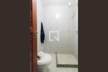 Casa de condomínio à venda com 380m², 3 quartos e 1 vaga Casa de condomínio à venda com 380m², 3 quartos e 1 vagaBanheiro de Serviço