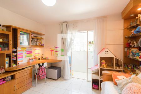 Casa de condomínio à venda com 380m², 3 quartos e 1 vaga Casa de condomínio à venda com 380m², 3 quartos e 1 vagaSuíte 2