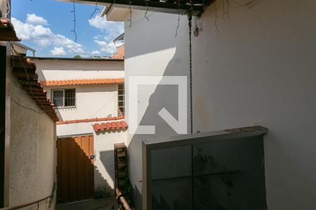 Entrada de casa para alugar com 2 quartos, 64m² em São Marcos, Belo Horizonte