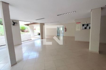 Apartamento à venda com 47m², 2 quartos e 1 vaga Apartamento à venda com 47m², 2 quartos e 1 vagaÁrea comum - Salão de festas