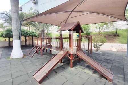 Apartamento à venda com 47m², 2 quartos e 1 vaga Apartamento à venda com 47m², 2 quartos e 1 vagaÁrea comum - Playground