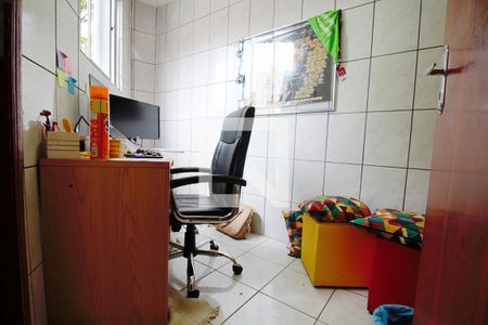 Casa à venda com 780m², 4 quartos e 5 vagas Casa à venda com 780m², 4 quartos e 5 vagasEdícula lateral